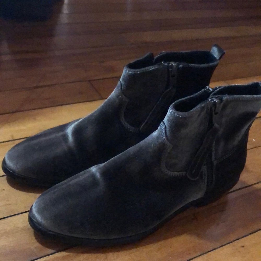Steve Madden Boots